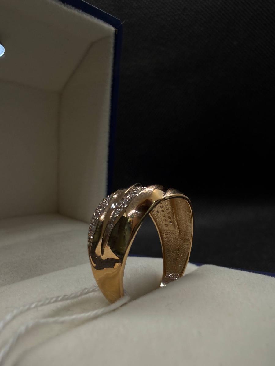 КОЛЬЦО С КАМНЯМИ (Au 585)