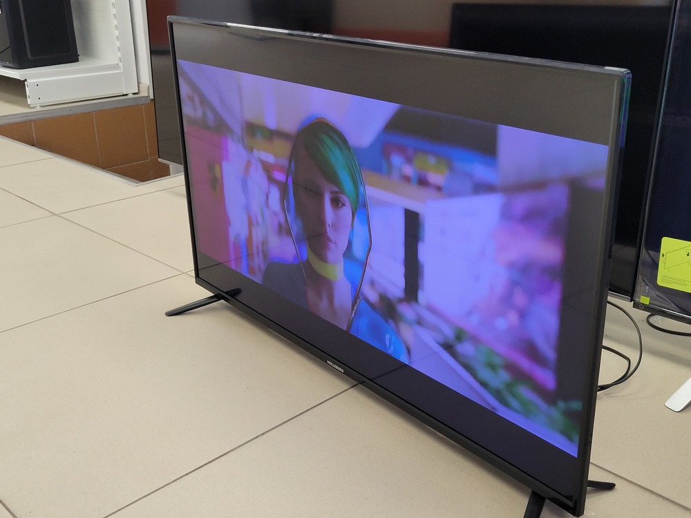 LED Телевизор Holleberg HTV-LED43FHD101T2