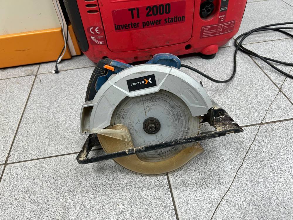Дисковая пила Dexter 1300CIS2-185.5;