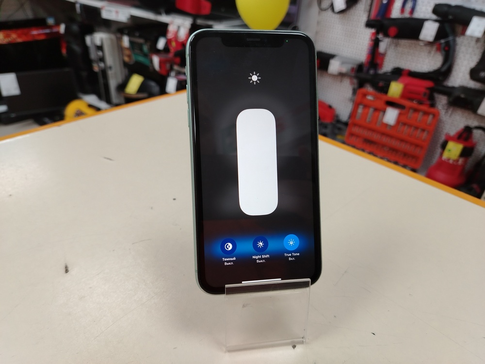 Смартфон Apple iPhone 11 64Gb