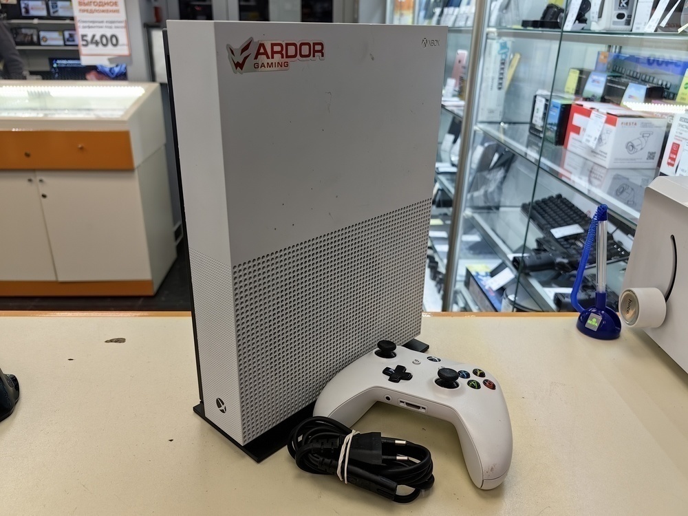 Игровая приставка Xbox One S 500Gb