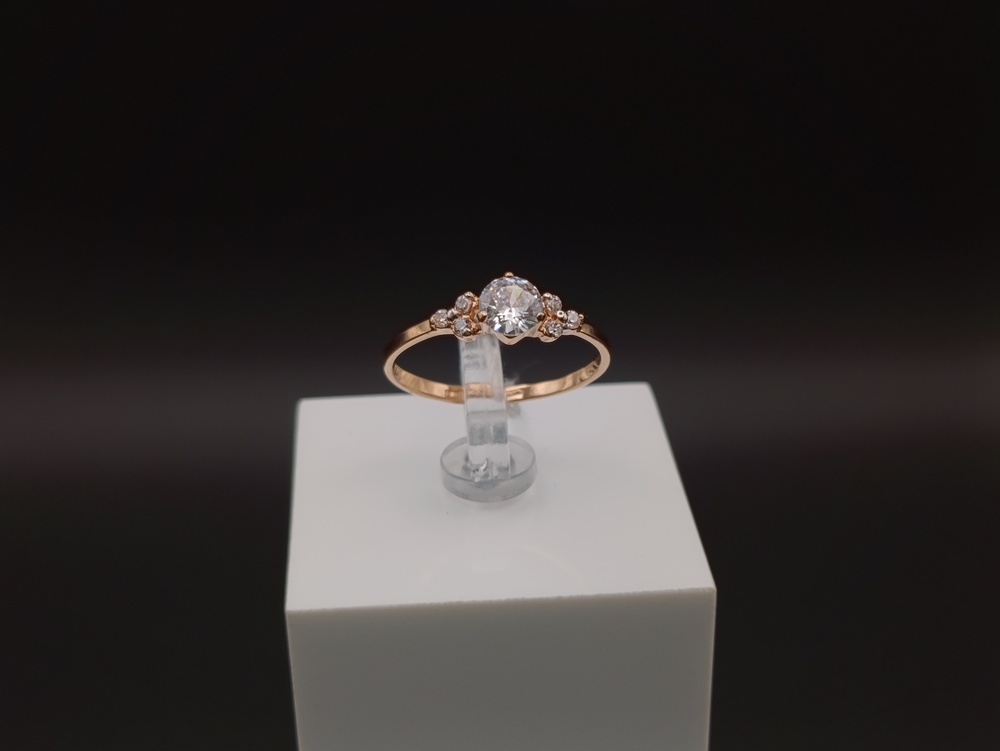 КОЛКМИ585 КОЛЬЦО С КАМНЯМИ (Au 585)