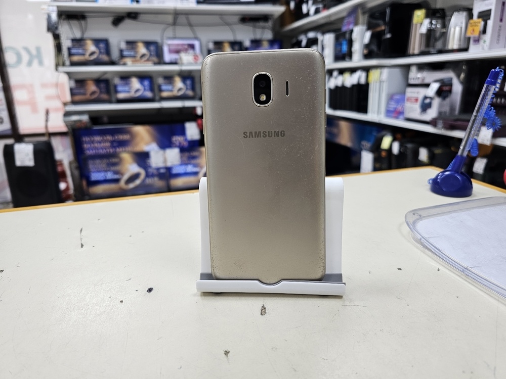 Смартфон Samsung J400F/DS 2018 3/32
