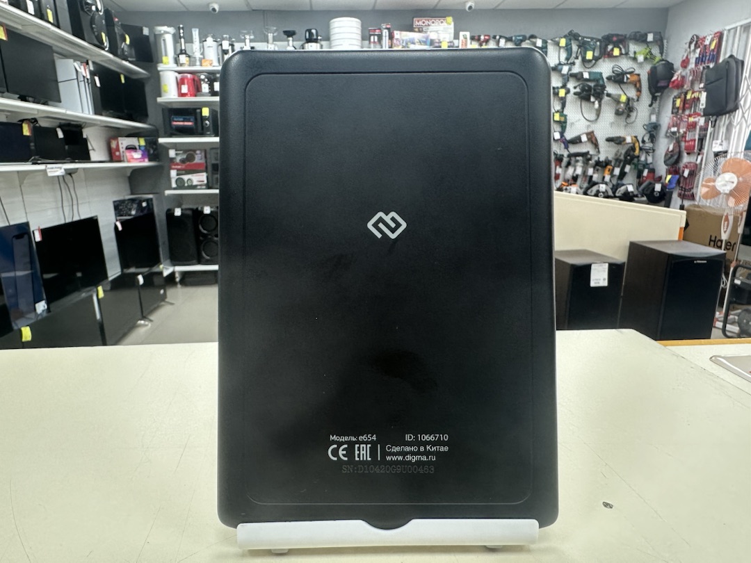 Электронная книга Digma E654