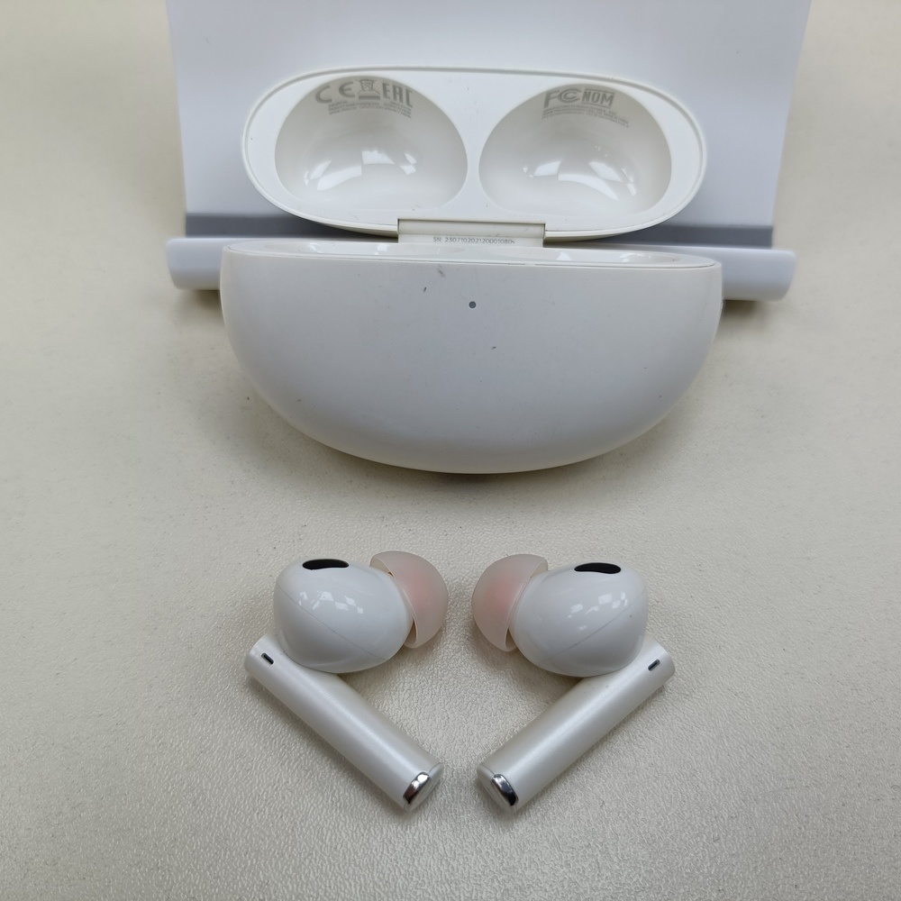 Наушники беспроводные REALME Buds Air 5 PRO