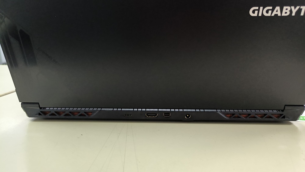 Ноутбук Gigabite; Core i5-12500H, GeForce RTX 4050, 16 Гб, 512 GB, Нет