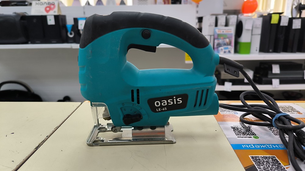 Лобзик Oasis LE-65