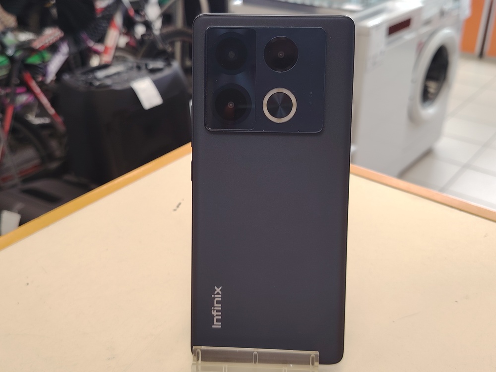 Смартфон Infinix Note 40 Pro 12/256