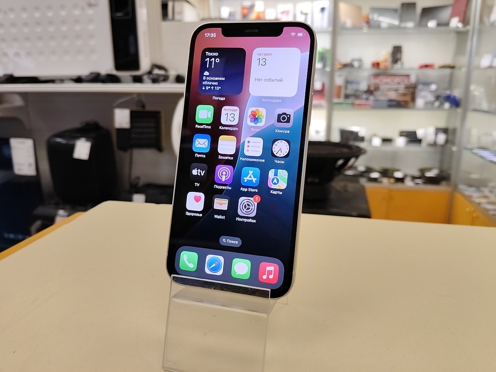 Смартфон Apple iPhone 12 64Gb