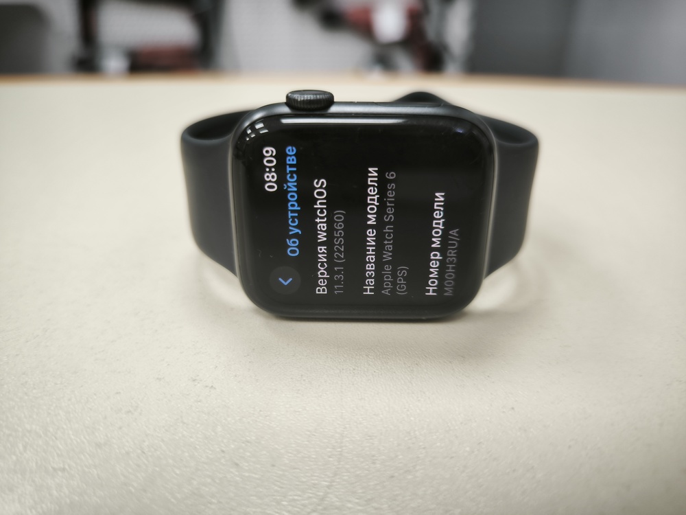 Смарт-часы Apple Watch Series 6 44 мм