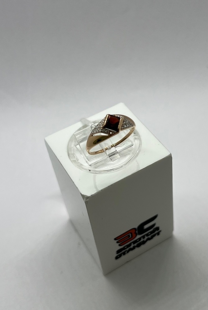 КОЛКМИ585 КОЛЬЦО С КАМНЯМИ (Au 585)