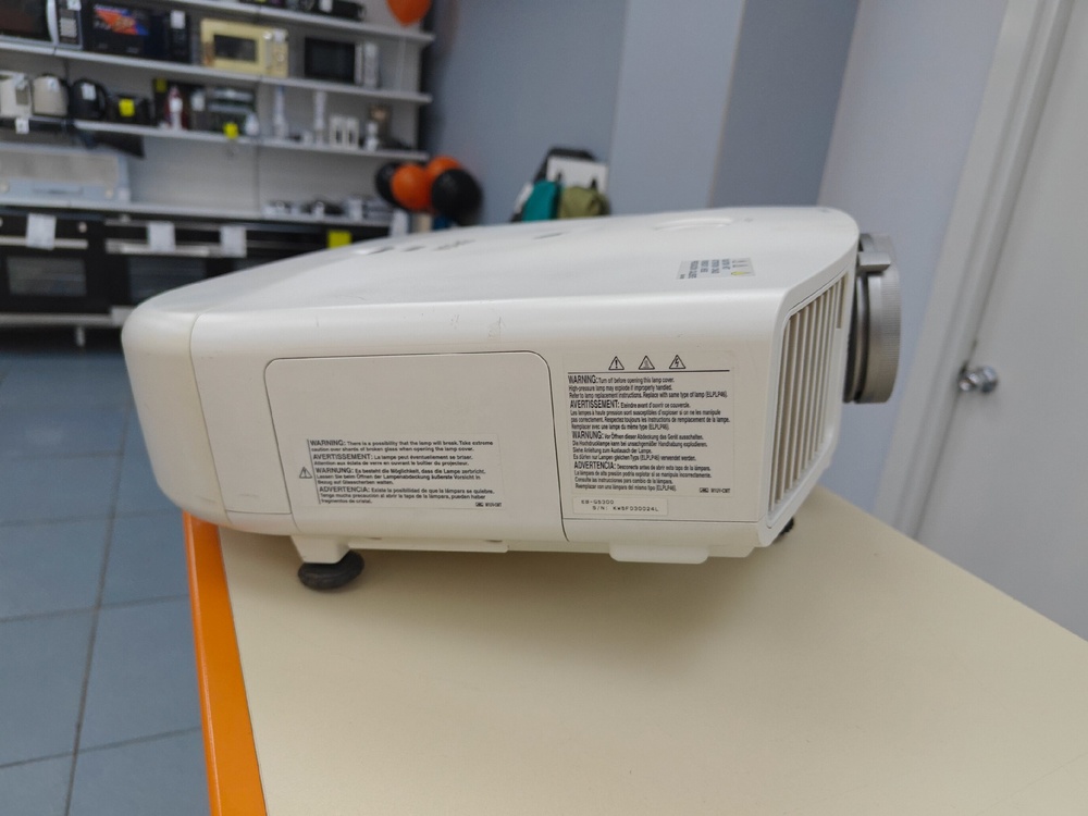 Проэктор Epson EB-G5300