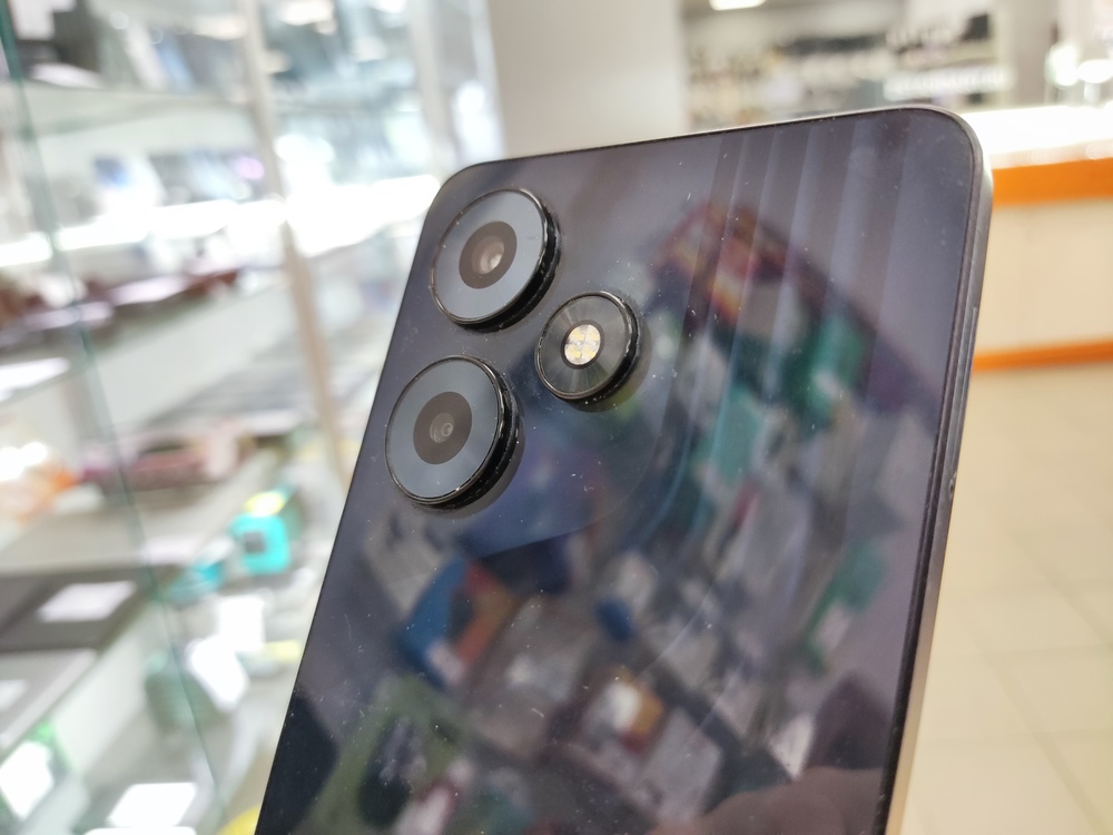 Смартфон Infinix Hot 30 8/128