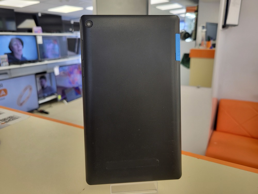 Планшет Lenovo TB3-710i