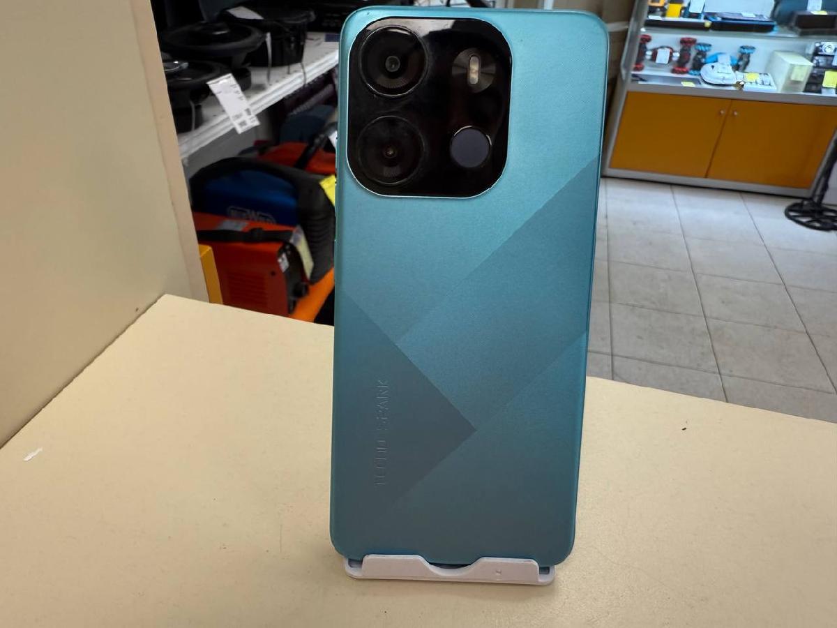 Смартфон Tecno Spark Go 2023 4/64