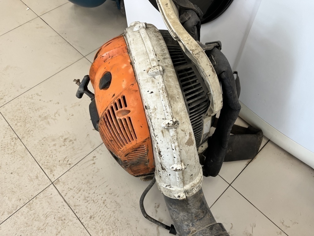 Воздуходувка Stihl BR 700