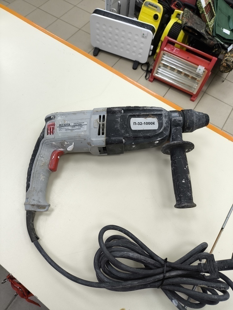 Перфоратор Ресанта П-32-1000К