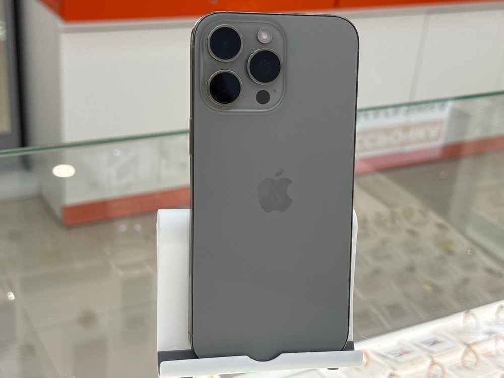 Смартфон Apple Iphone 16 Pro Max 256Gb