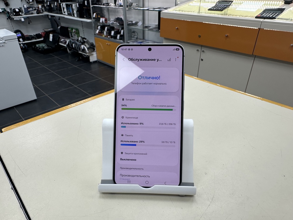 Смартфон Samsung Galaxy S25 12/256