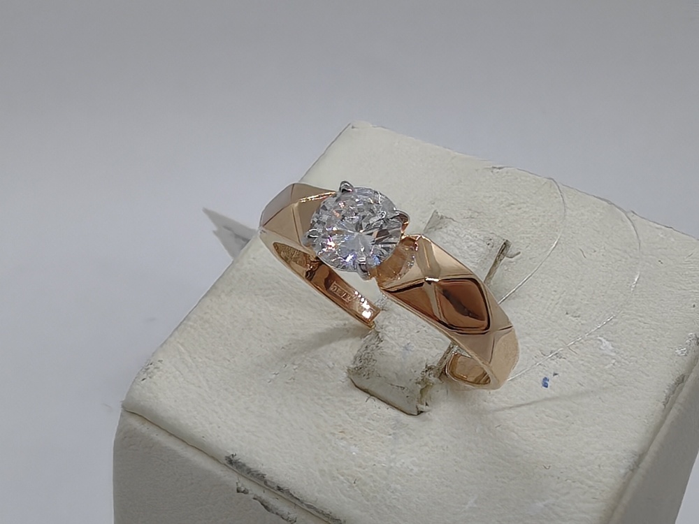 КОЛЬЦО С КАМНЕМ (Au 585)