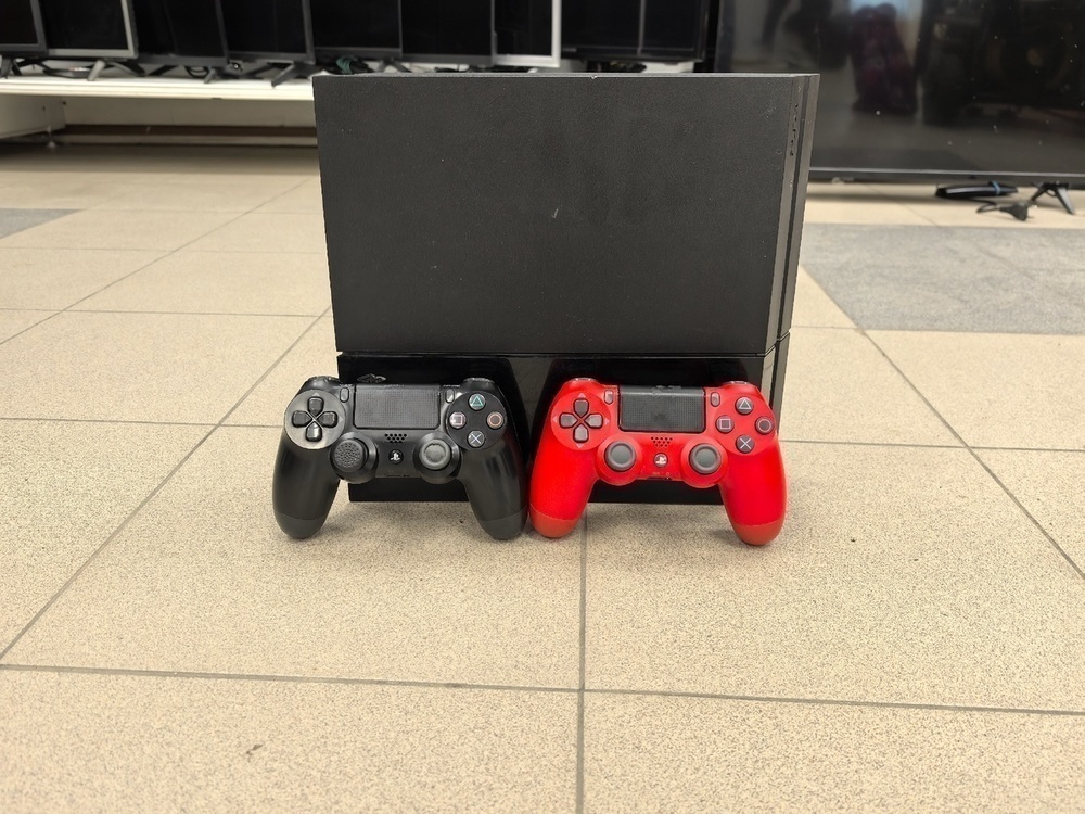 Игровая приставка PlayStation 4 FAT 500GB
