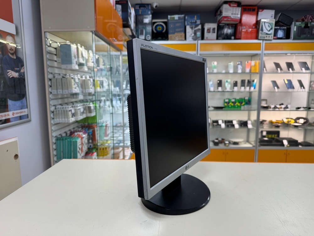 Монитор LG 1534L;