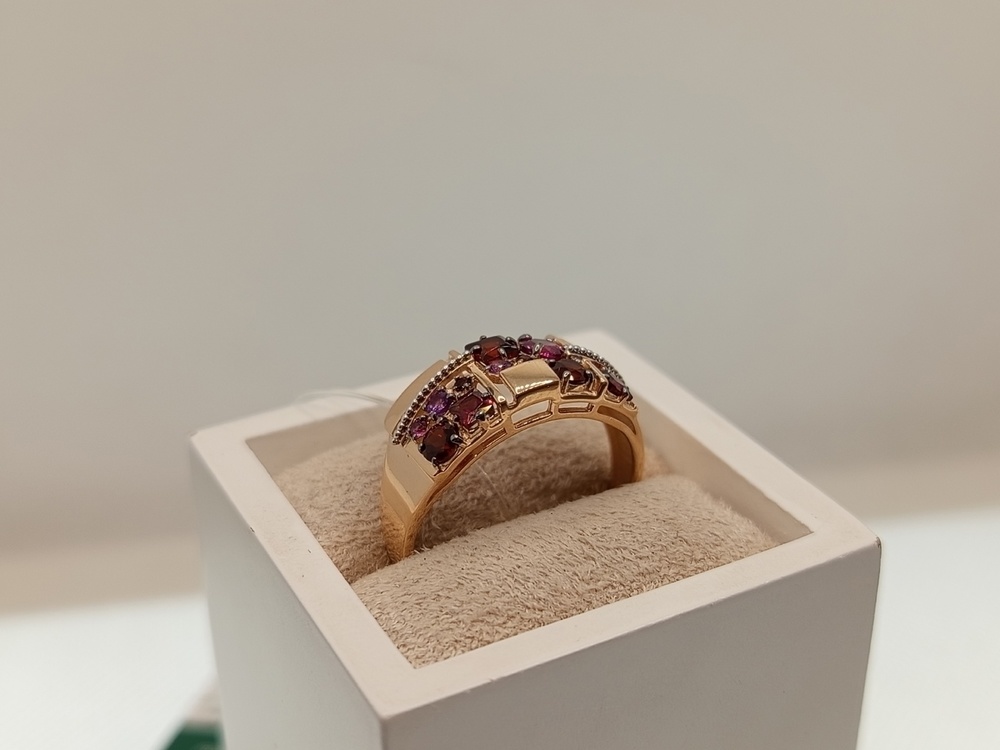 КОЛЬЦО С КАМНЯМИ (Au 585)