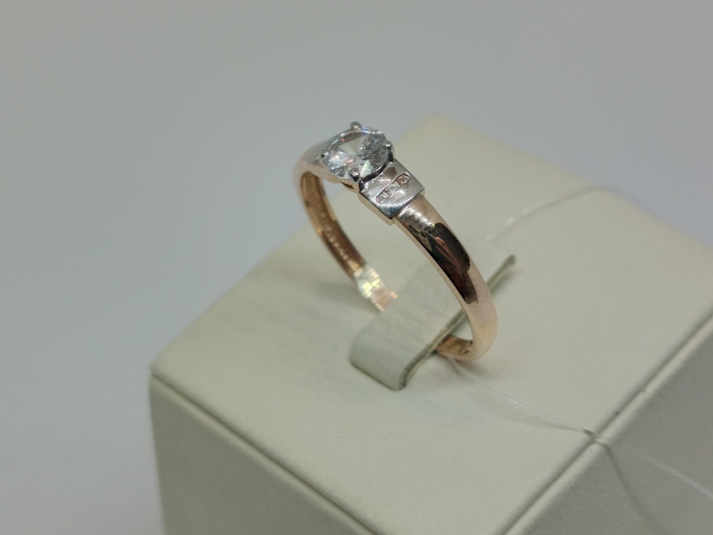 КОЛЬЦО С КАМНЯМИ (Au 585)