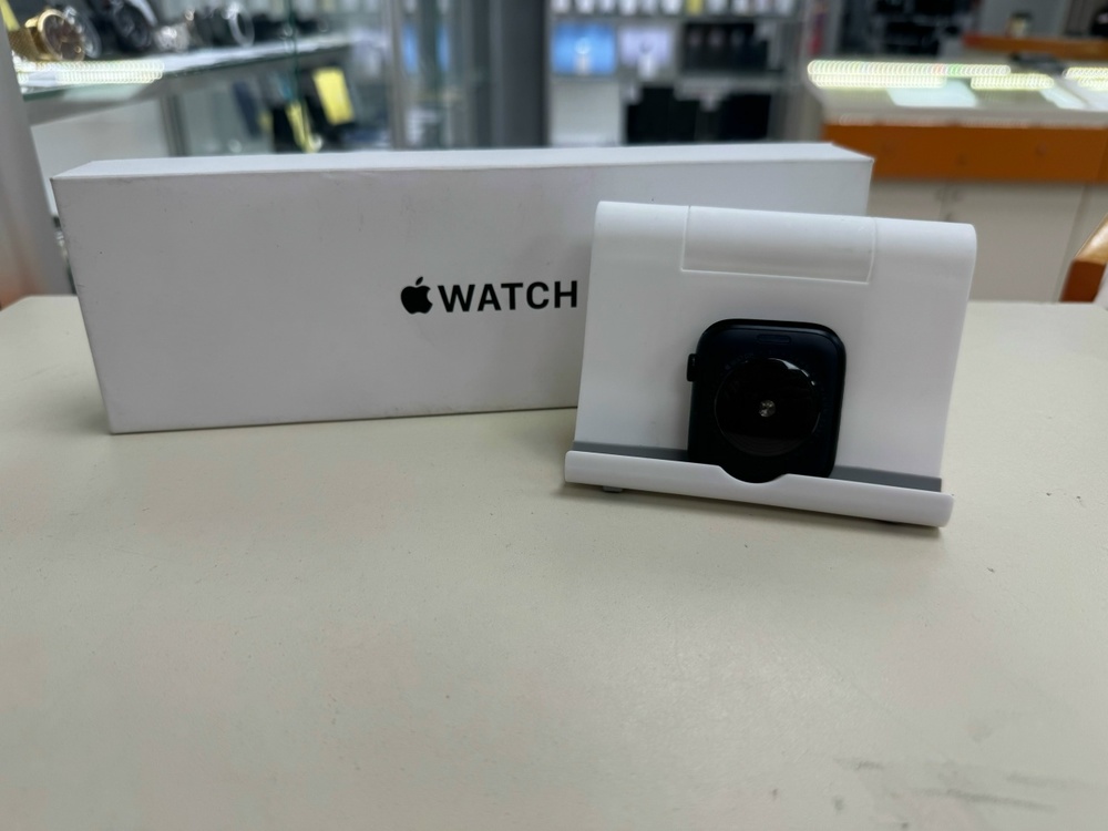 Смарт-часы Apple Watch SE 2022 44mm