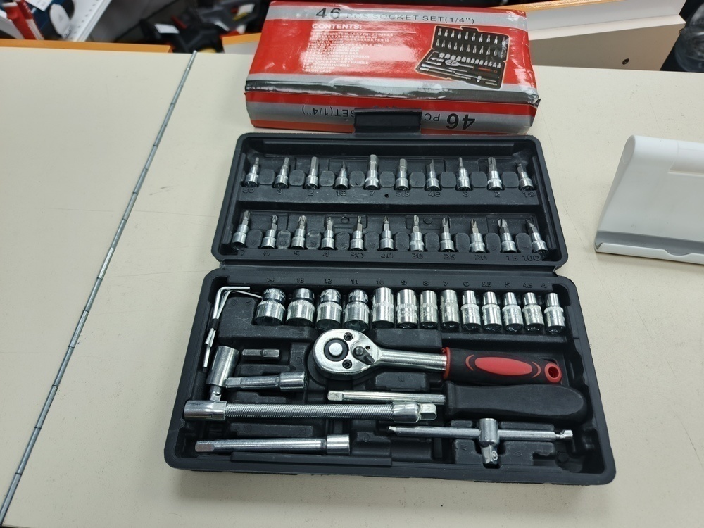 Набор инструментов AIWA 46PCS