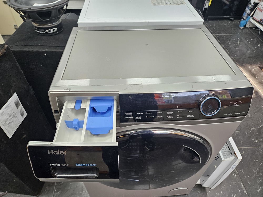 Стиральные машины Haier HW80-B14979