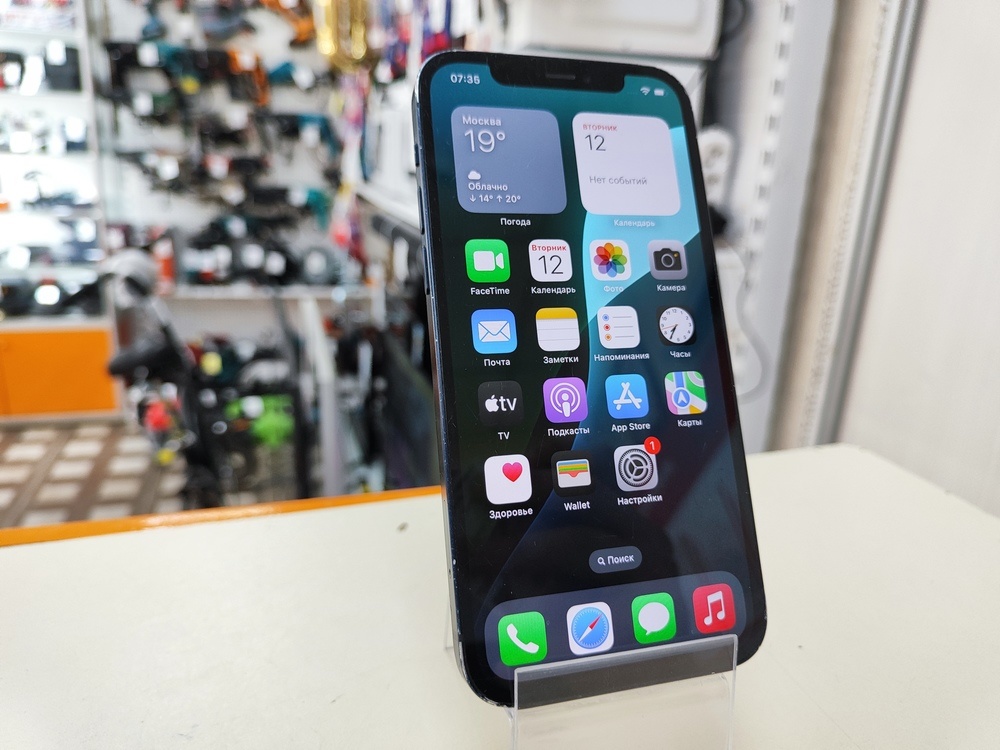 Смартфон Apple iPhone 12 64Gb