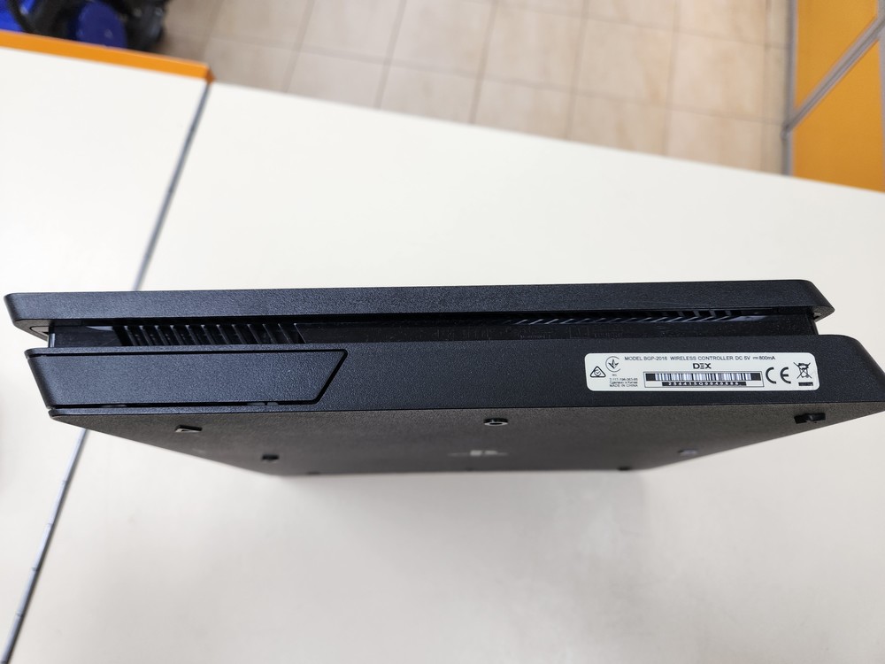 Игровая приставка PlayStation 4 Slim 1Tb