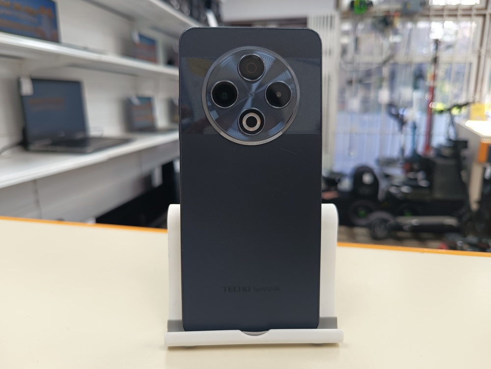 Смартфон Tecno SPARK 30 8/128
