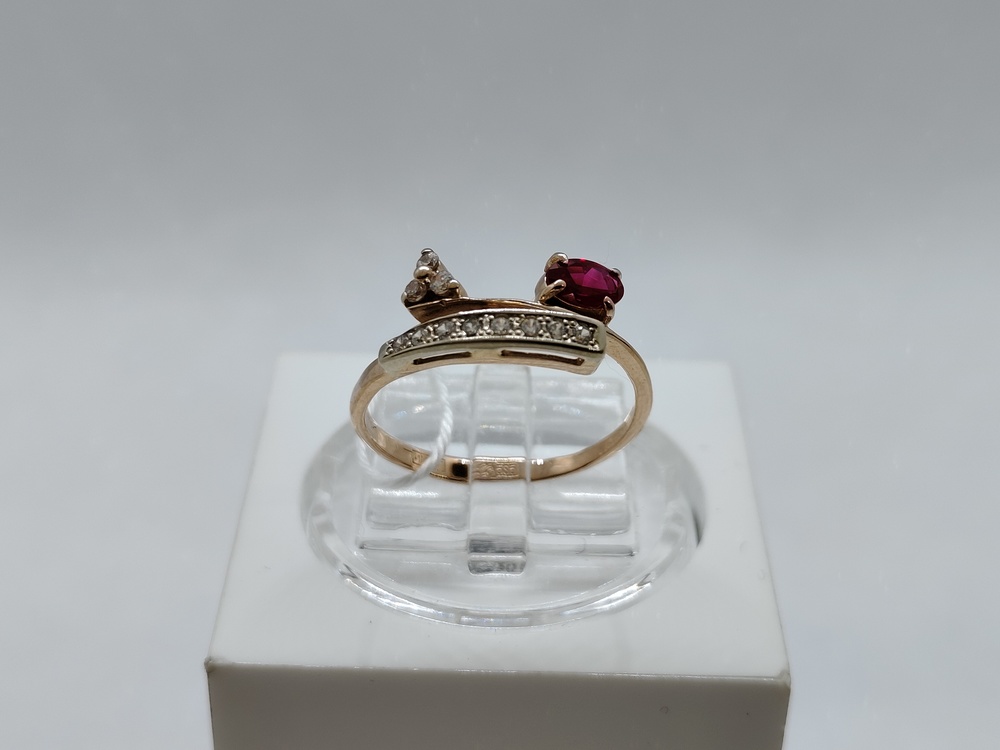 КОЛЬЦО С КАМНЯМИ (Au 585)