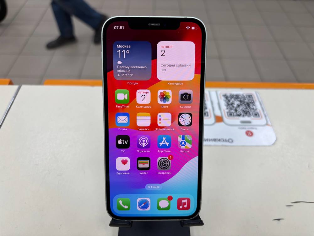 Смартфон Apple iPhone 12 64Gb