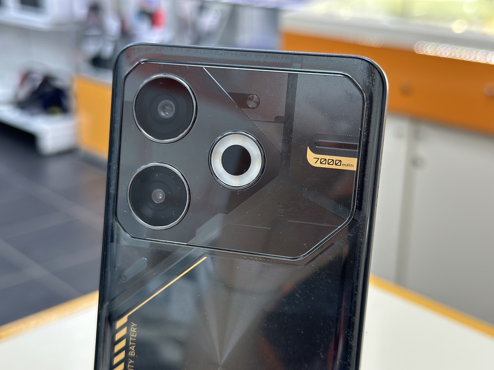 Смартфон Tecno Pova Neo 6 8/256