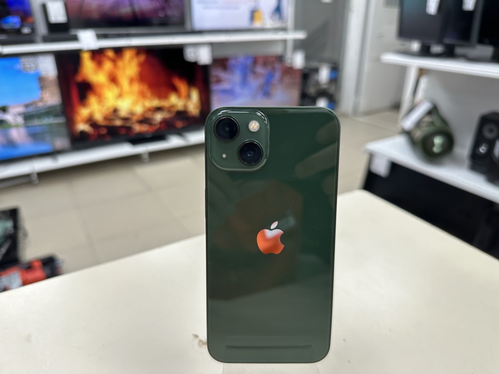Смартфон Apple iPhone 13 128Gb