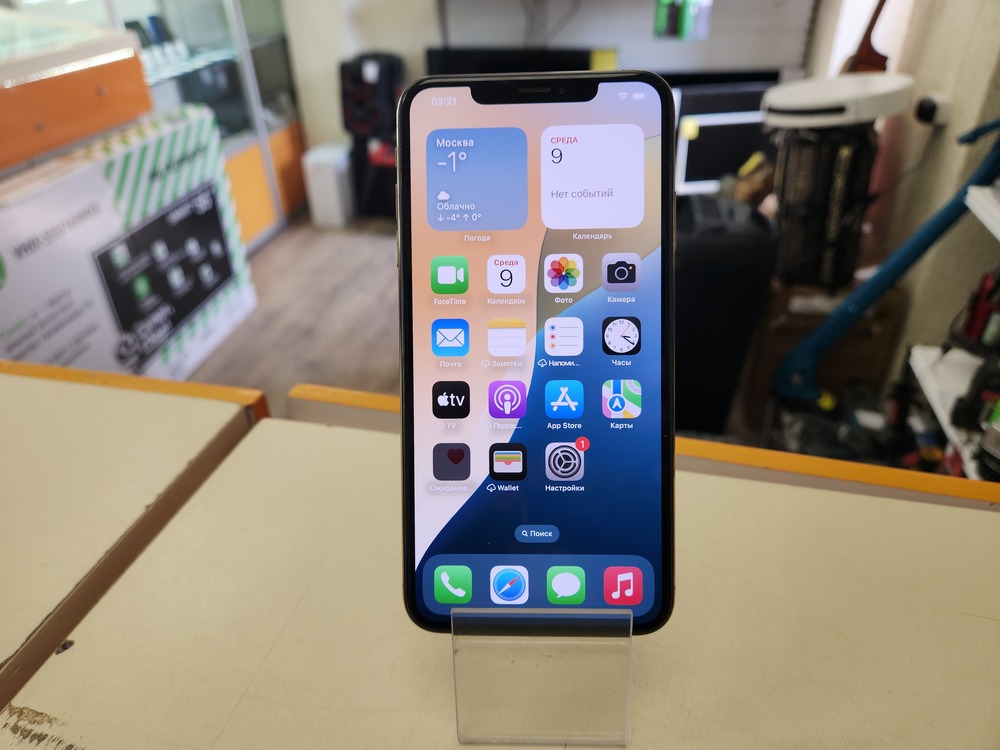 Смартфон Apple iPhone Xs Max 64Gb