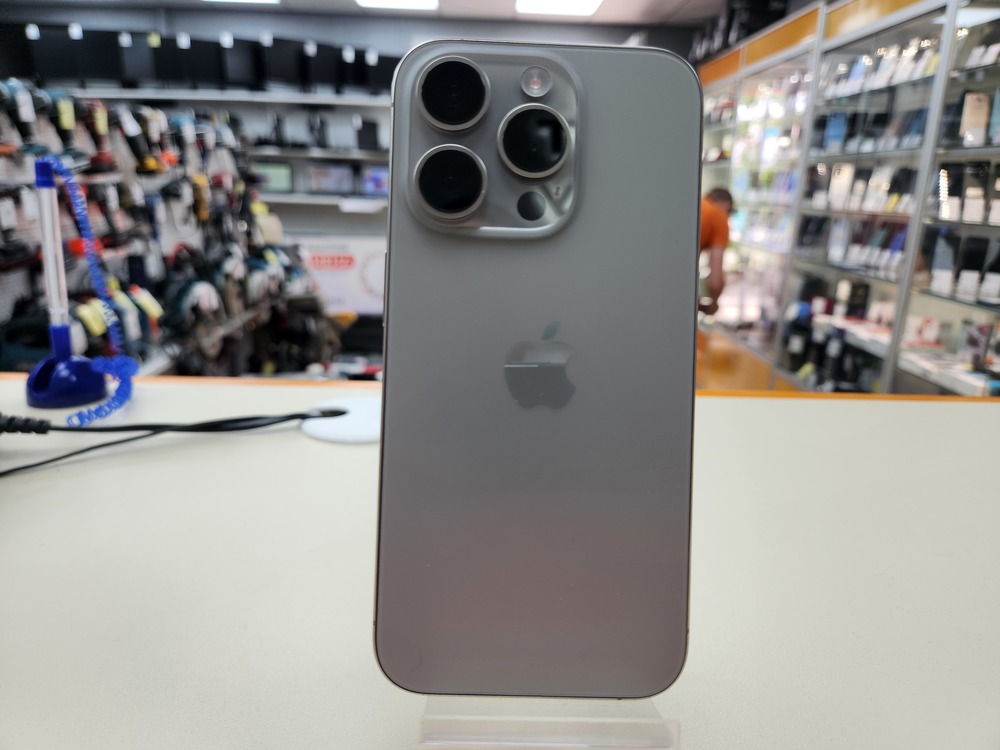 Смартфон Apple Iphone 15 Pro 128Gb
