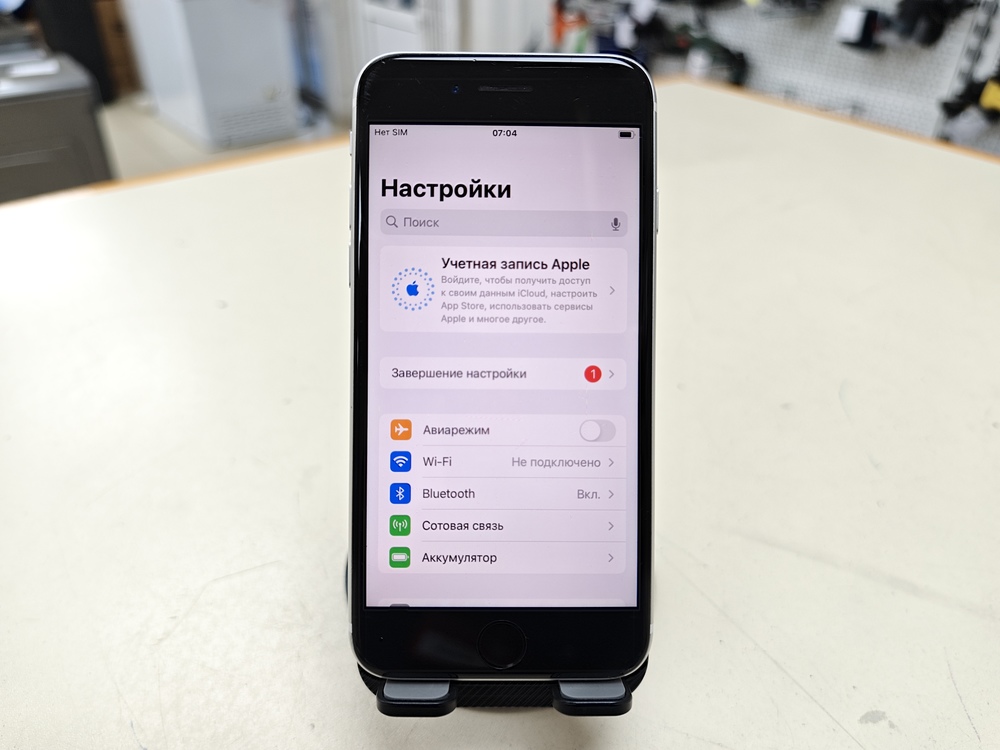 Смартфон Apple iPhone SE 2020 64Gb