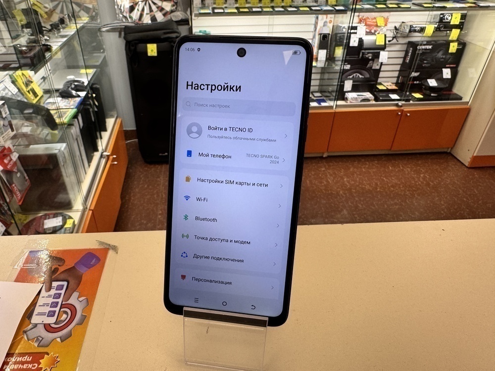 Смартфон Tecno Spark Go 2024 4/128