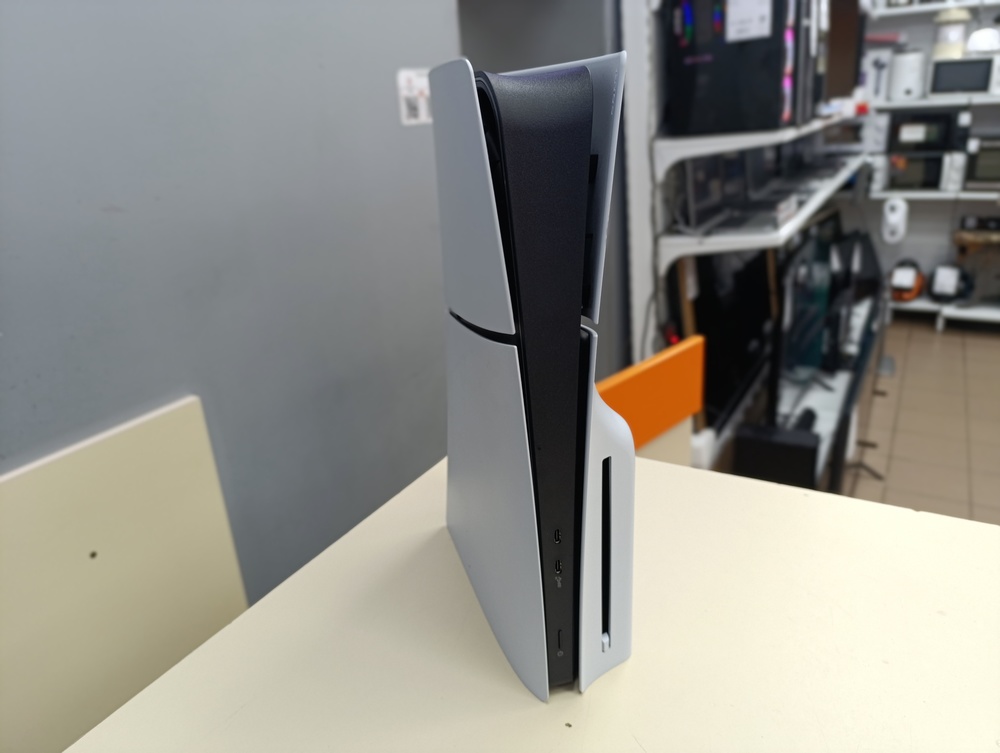 Игровая приставка PlayStation 5 Slim 1TB (С дисководом)