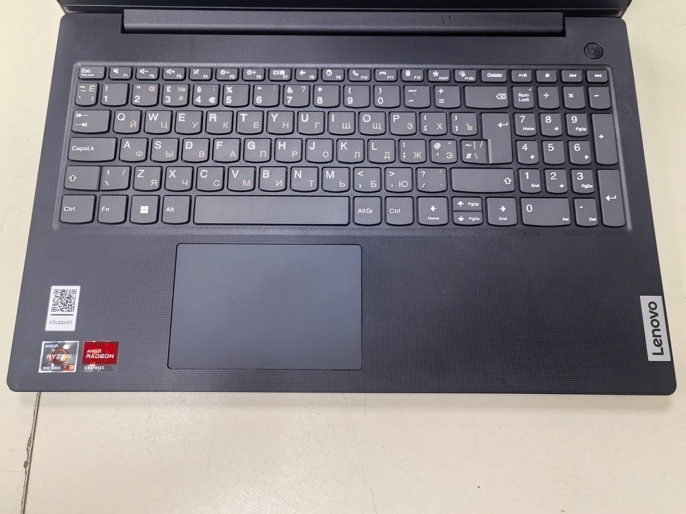 Ноутбук Lenovo; Ryzen 3 7320, Radeon 610M, 8 Гб, 250 Гб, Нет