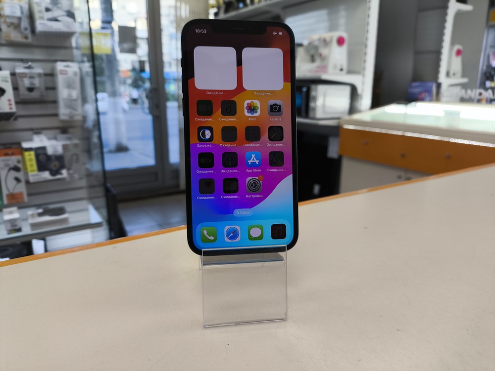 Смартфон Apple iPhone 12 64Gb
