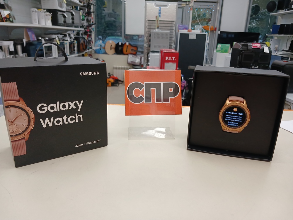 Смарт-часы Samsung Galaxy Watch