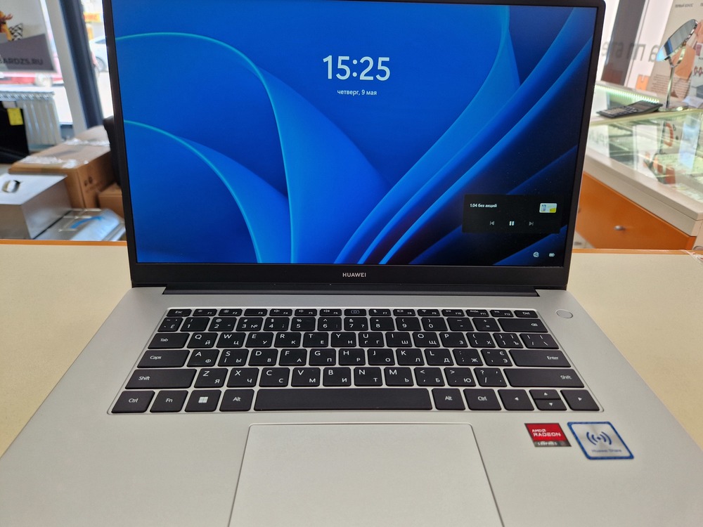 Ноутбуки  Huawei Mate Book; AMD, Ryzen, Ryzen 7 3700U, AMD, Radeon RX Vega 10, 8 Гб, 120 Гб,