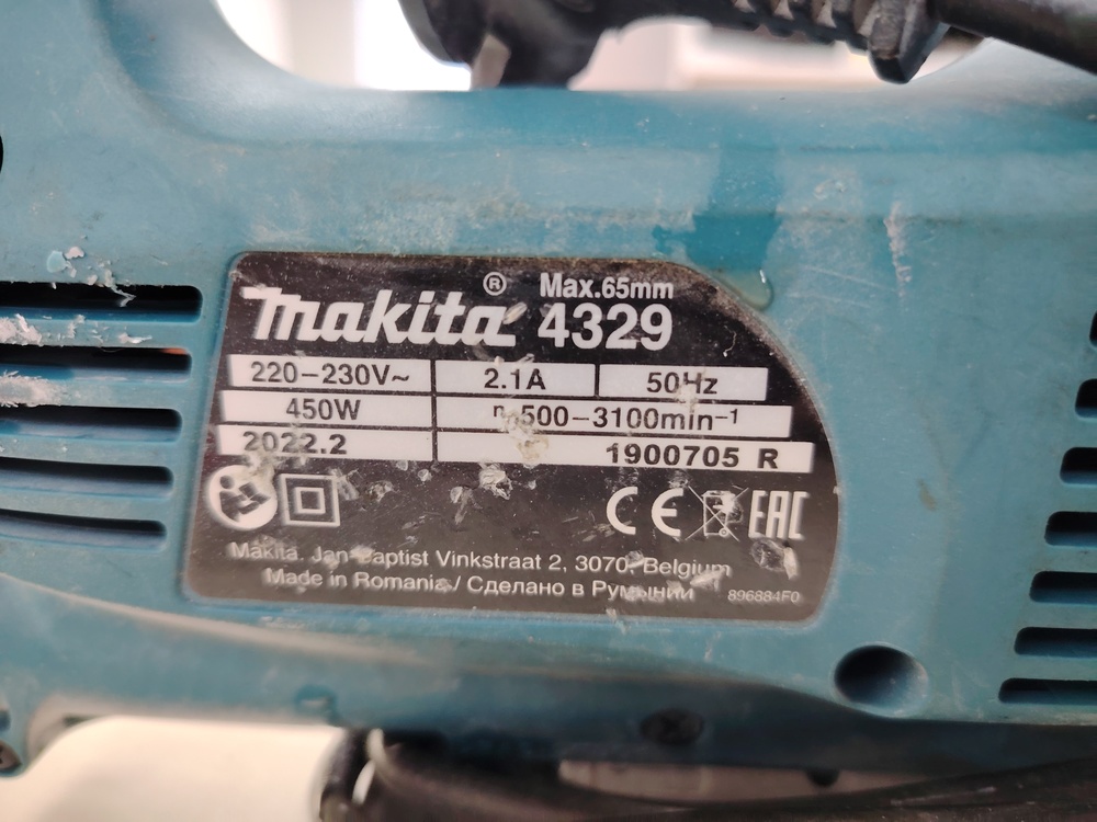 Лобзик Makita 4329