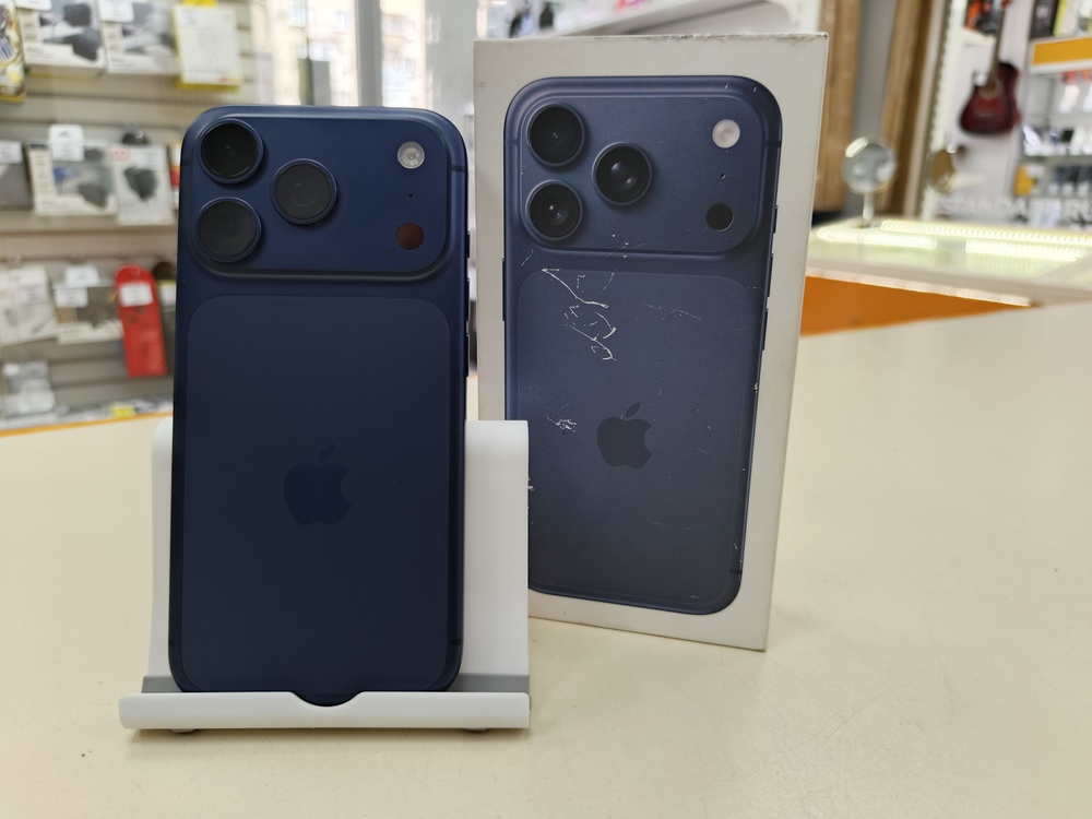 Смартфон Apple Iphone 17 Pro 256Gb eSim