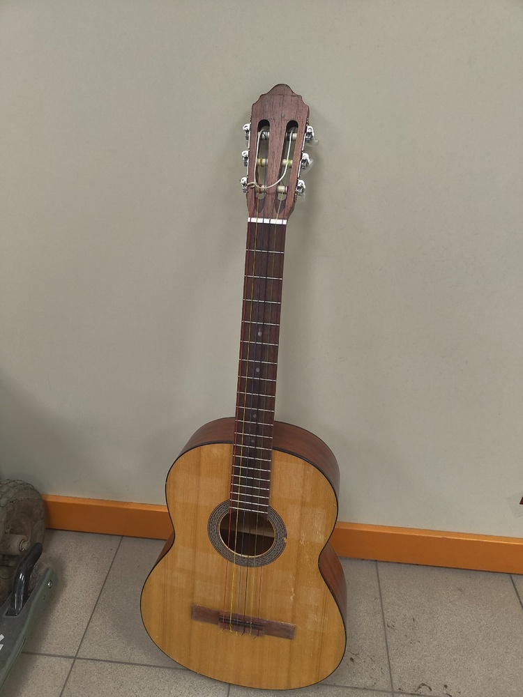 Гитара акустическая Cort AC100